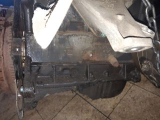 bontott AUDI A4 B5 Motor (Fűzött blokk hengerfejjel)