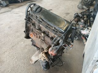 bontott AUDI A4 B5 Motor (Fűzött blokk hengerfejjel)