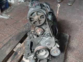 bontott AUDI A4 B5 Motor (Fűzött blokk hengerfejjel)