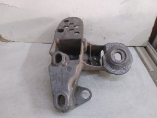 bontott AUDI A4 B5 Motor Tartó Bak (Fém)