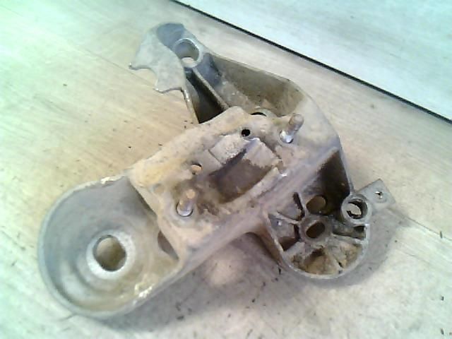 bontott AUDI A4 B5 Motor Tartó Bak (Fém)