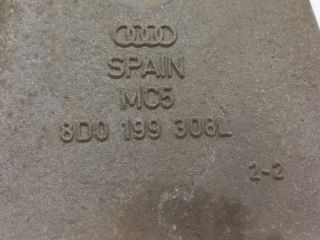 bontott AUDI A4 B5 Motor Tartó Bak Jobb