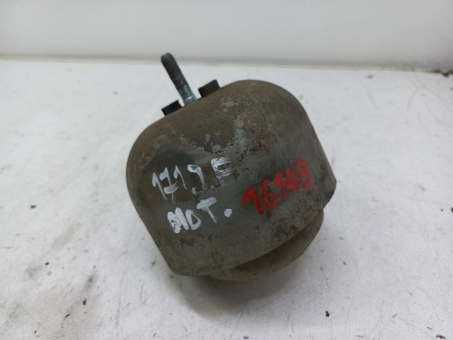 bontott AUDI A4 B5 Motor Tartó Bak Jobb