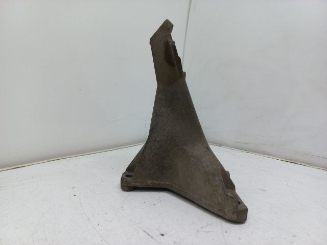 bontott AUDI A4 B5 Motor Tartó Bak Jobb