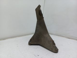 bontott AUDI A4 B5 Motor Tartó Bak Jobb