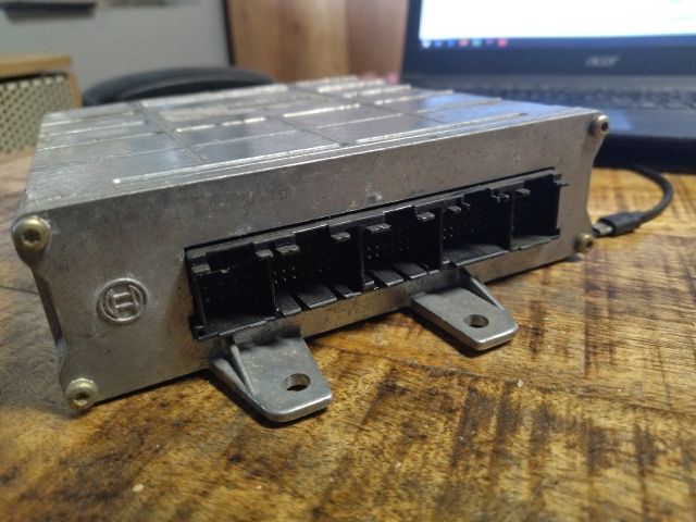 bontott AUDI A4 B5 Motorvezérlő