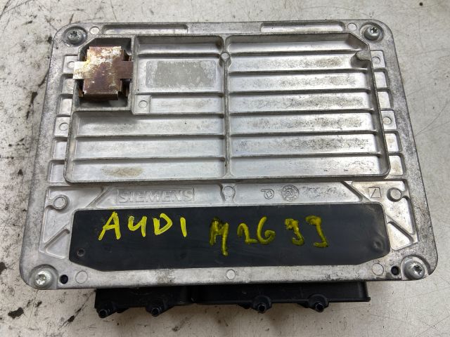 bontott AUDI A4 B5 Motorvezérlő