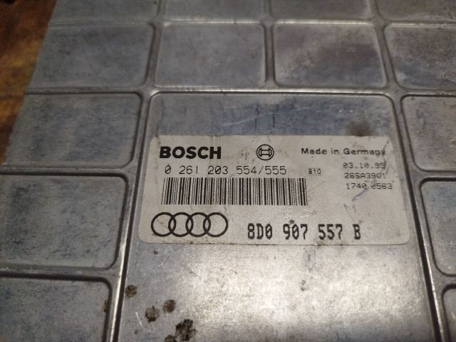 bontott AUDI A4 B5 Motorvezérlő
