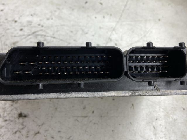 bontott AUDI A4 B5 Motorvezérlő