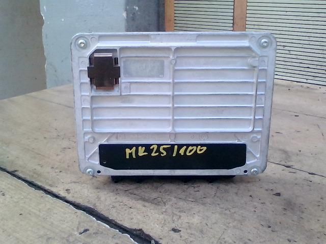 bontott AUDI A4 B5 Motorvezérlő