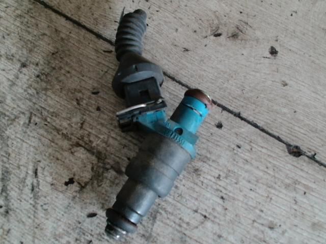 bontott AUDI A4 B5 Porlasztó (1 db)