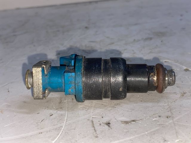 bontott AUDI A4 B5 Porlasztó (1 db)