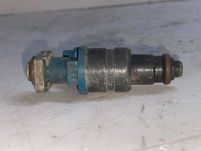 bontott AUDI A4 B5 Porlasztó (1 db)