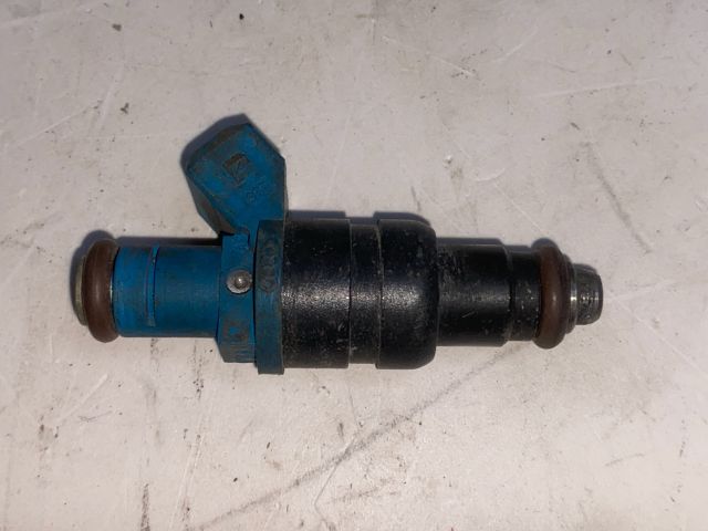 bontott AUDI A4 B5 Porlasztó (1 db)