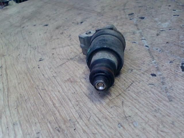 bontott AUDI A4 B5 Porlasztó (1 db)