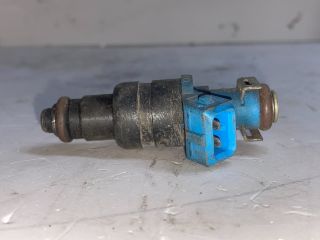 bontott AUDI A4 B5 Porlasztó (1 db)