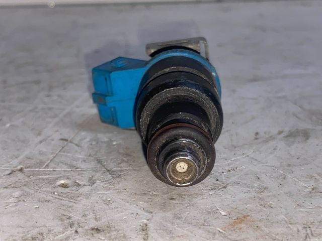 bontott AUDI A4 B5 Porlasztó (1 db)