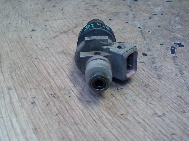 bontott AUDI A4 B5 Porlasztó (1 db)