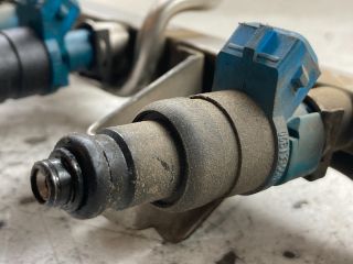 bontott AUDI A4 B5 Porlasztó Sor / Híd