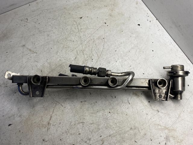 bontott AUDI A4 B5 Porlasztó Sor / Híd