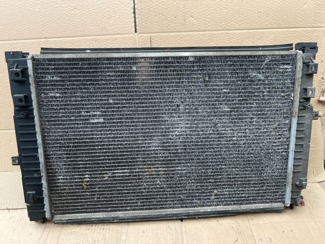 bontott AUDI A4 B5 Vízhűtő Radiátor (Nem klímás)