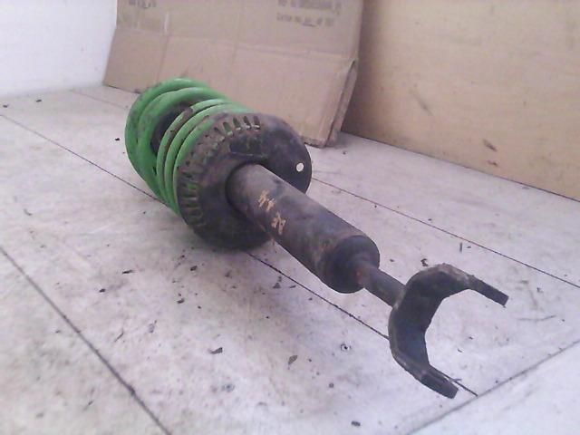 bontott AUDI A4 B5 Bal első Lengéscsillapító