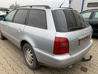 bontott AUDI A4 B5 Bal hátsó Rugó