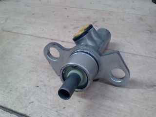 bontott AUDI A4 B5 Főfékhenger