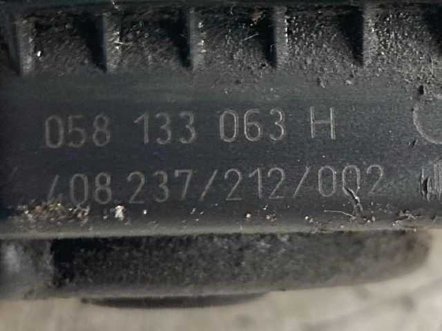 bontott AUDI A4 B5 Fojtószelep (Mechanikus)