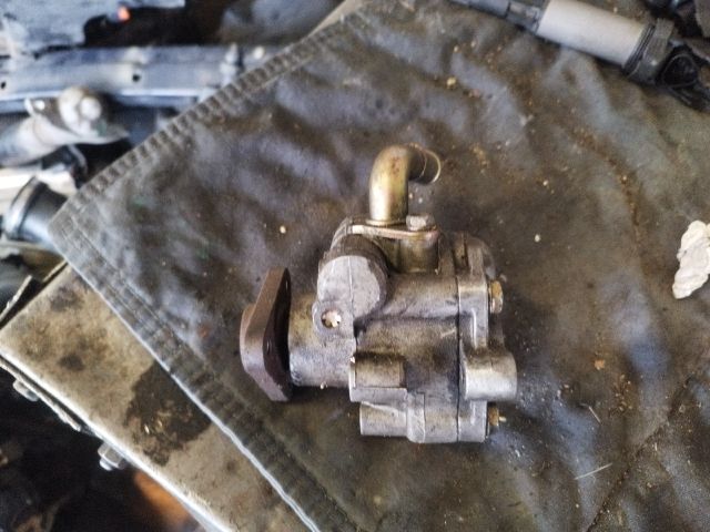 bontott AUDI A4 B5 Kormányszervó Motor (Hidraulikus)