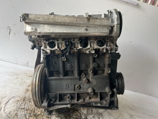 bontott AUDI A4 B5 Motor (Fűzött blokk hengerfejjel)