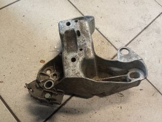bontott AUDI A4 B5 Motor Tartó Bak (Pozíciófüggetlen)