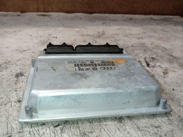 bontott AUDI A4 B5 Motorvezérlő