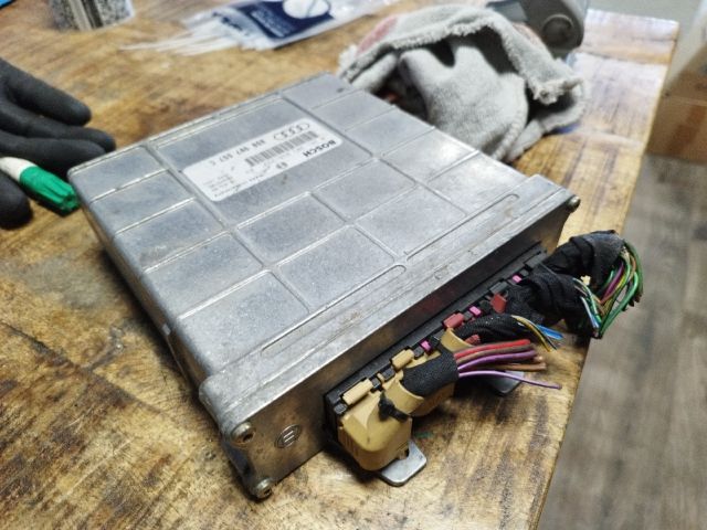 bontott AUDI A4 B5 Motorvezérlő