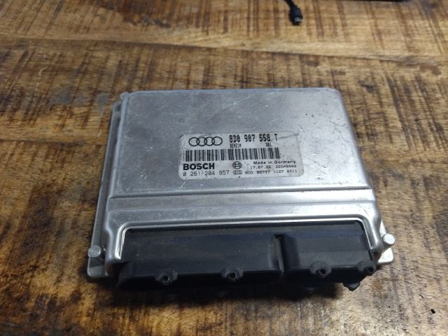 bontott AUDI A4 B5 Motorvezérlő