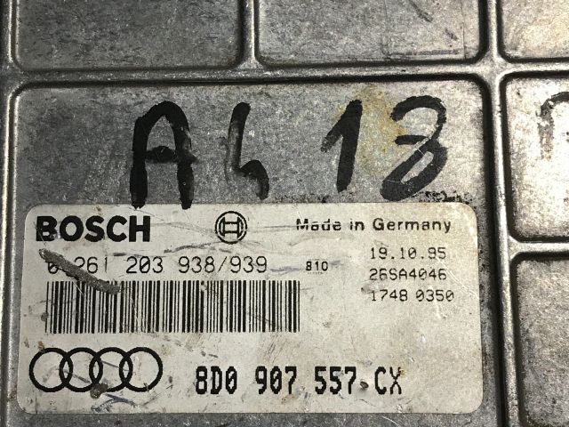 bontott AUDI A4 B5 Motorvezérlő