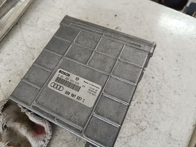 bontott AUDI A4 B5 Motorvezérlő