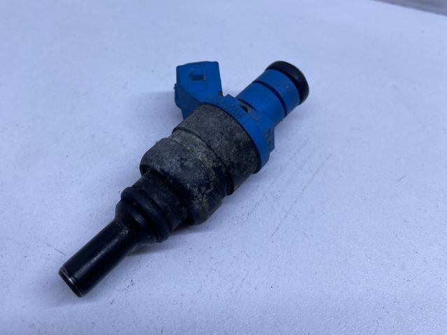 bontott AUDI A4 B5 Porlasztó (1 db)