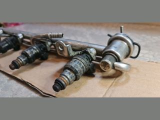 bontott AUDI A4 B5 Porlasztó Sor / Híd