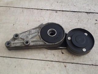 bontott AUDI A4 B5 Szíjfeszítő Görgő