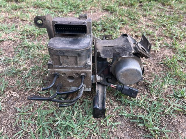 bontott AUDI A4 B5 ABS Kocka