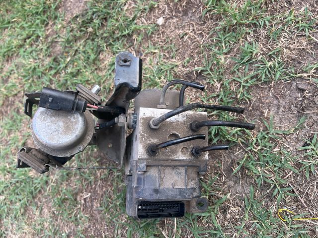 bontott AUDI A4 B5 ABS Kocka