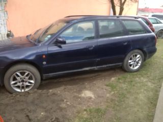 bontott AUDI A4 B5 Bal első Féknyereg Munkahengerrel