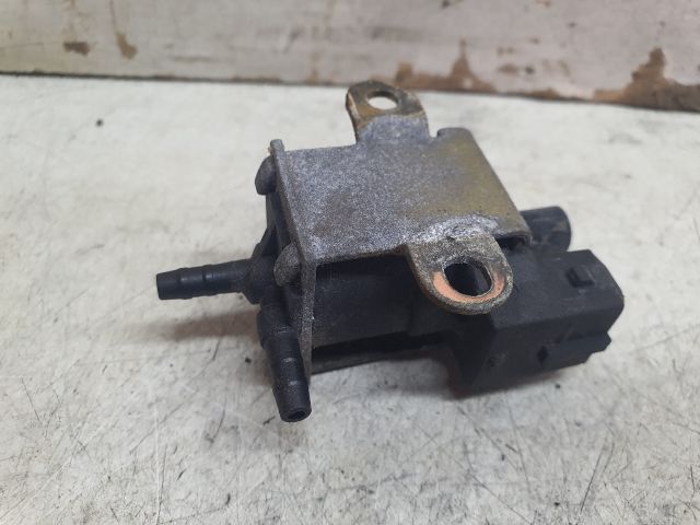 bontott AUDI A4 B5 EGR / AGR Vákum Szelep