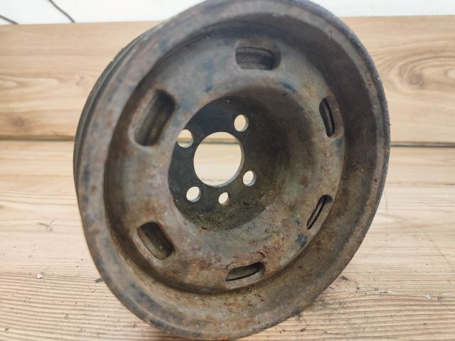 bontott AUDI A4 B5 Főtengely Szíjtárcsa