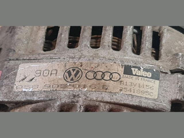 bontott AUDI A4 B5 Generátor