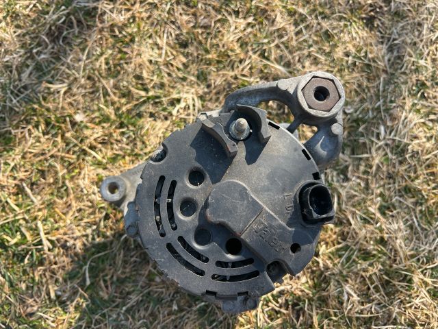 bontott AUDI A4 B5 Generátor