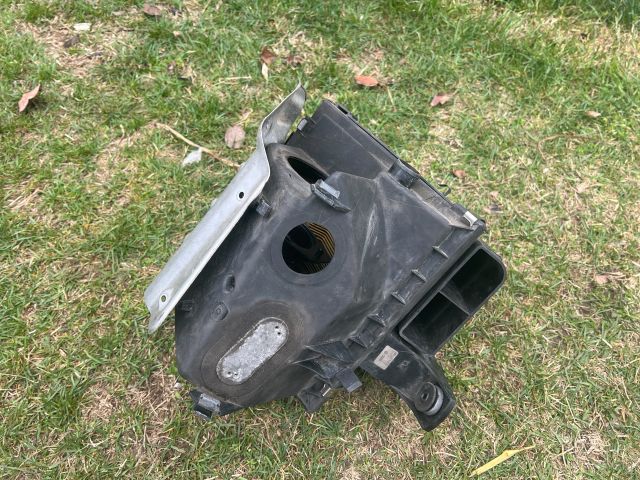 bontott AUDI A4 B5 Légszűrő Ház