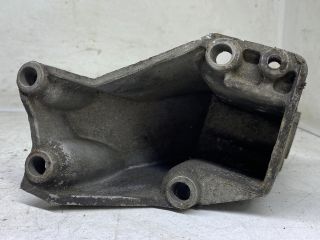 bontott AUDI A4 B5 Motor Tartó Bak (Pozíciófüggetlen)