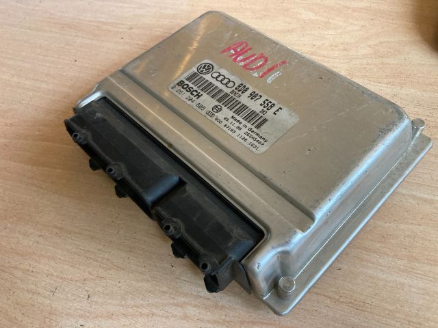 bontott AUDI A4 B5 Motorvezérlő
